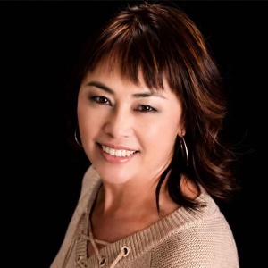 Dr. Linda Pearce, DDS, at Bay Dental in Santa Ana, CA